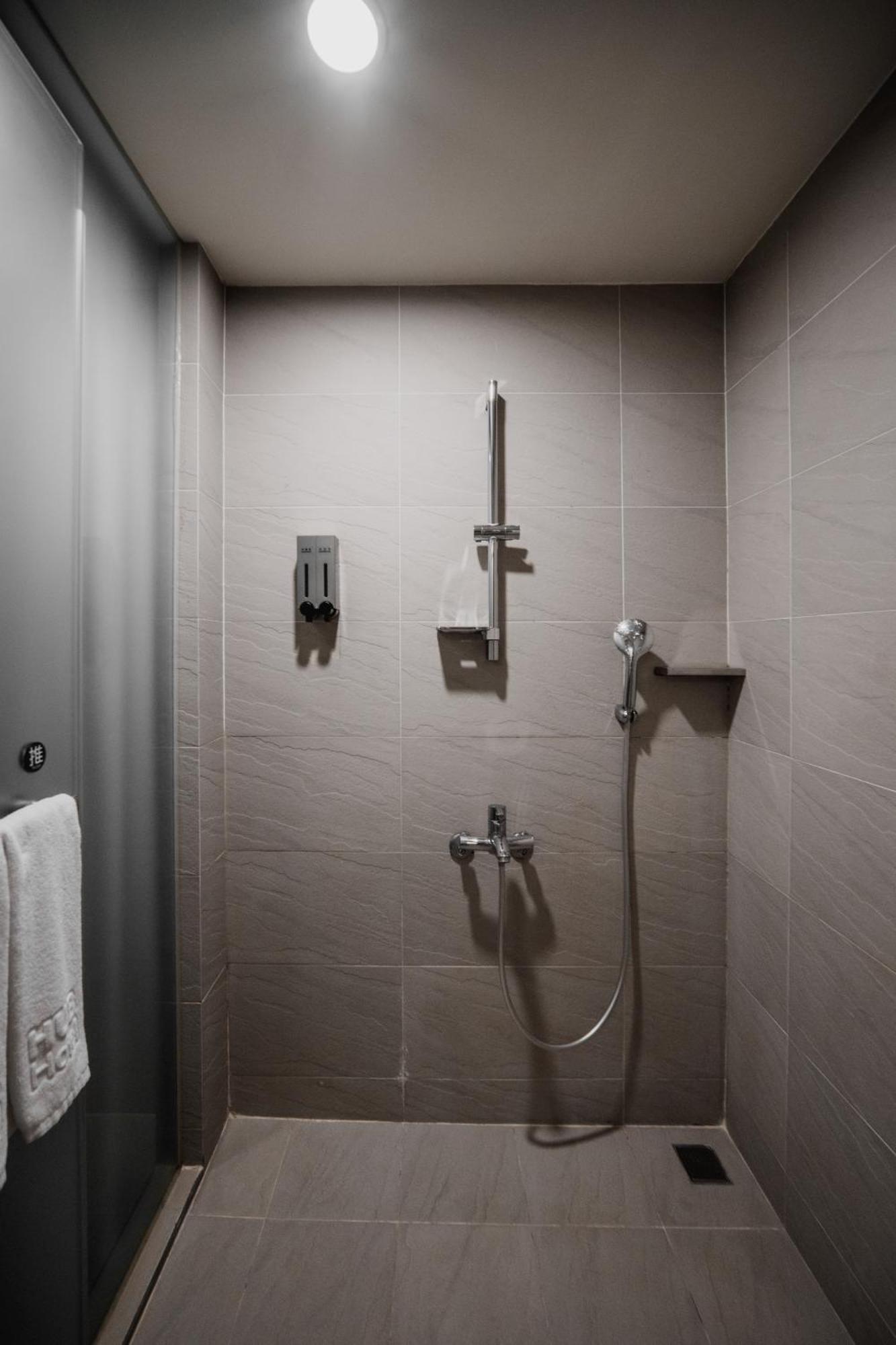 Hub Hotel Kaohsiung Yawan Branch Ngoại thất bức ảnh